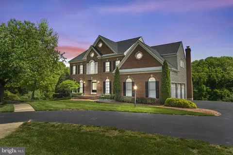 15132 Rollinmead Dr, Darnestown, MD 20878