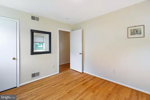 1130 W Nolcrest Dr, Silver Spring, MD 20903 photo 22