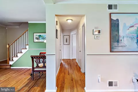 1130 W Nolcrest Dr, Silver Spring, MD 20903 photo 19