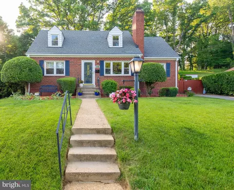 1130 W Nolcrest Dr, Silver Spring, MD 20903 photo 1