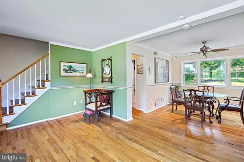 1130 W Nolcrest Dr, Silver Spring, MD 20903 photo 7