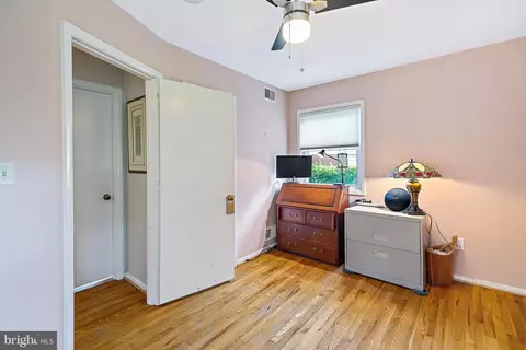 1130 W Nolcrest Dr, Silver Spring, MD 20903 photo 23