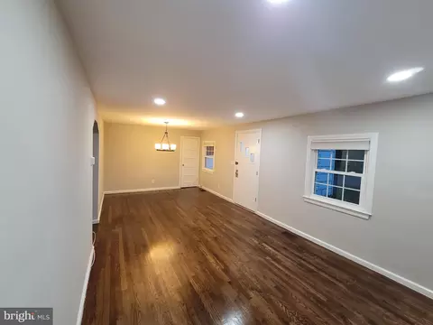 10220 Meredith Ave, Silver Spring, MD 20910 photo 5