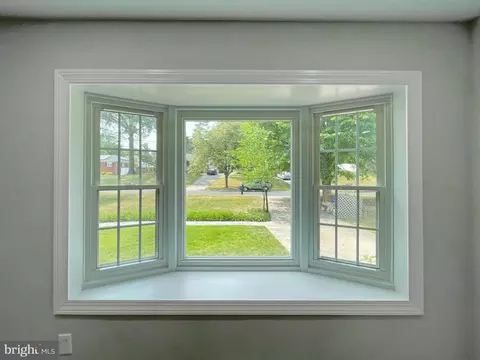 1914 Forest Dale Dr, Silver Spring, MD 20903 photo 8
