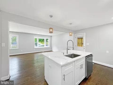 1914 Forest Dale Dr, Silver Spring, MD 20903 photo 15