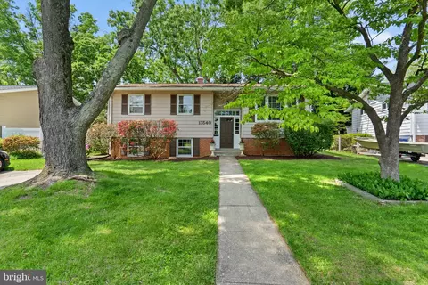 13540 Vandalia Dr, Rockville, MD 20853