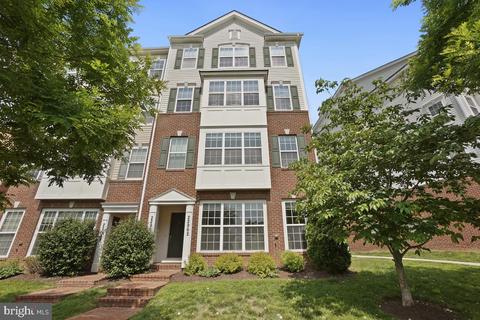 22962 Newcut Rd #2351, Clarksburg, MD 20871