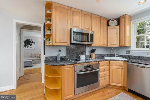 424 Whitestone Rd, Silver Spring, MD 20901 photo 13