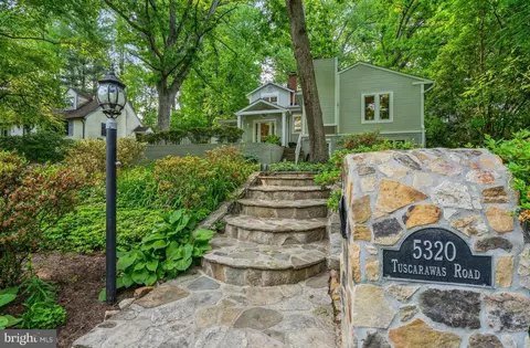 5320 Tuscarawas Rd, Bethesda, MD 20816