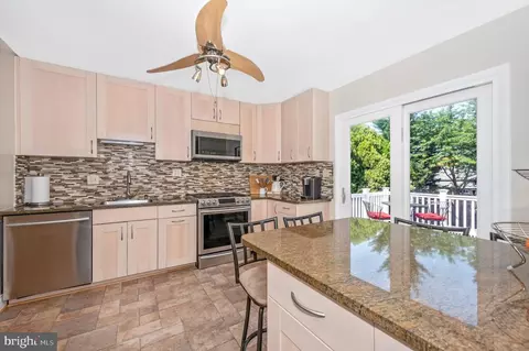 17125 Chiswell Rd, Poolesville, MD 20837 photo 11