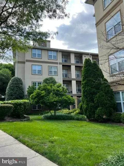 11800 Old Georgetown Rd #1106, Rockville, MD 20852