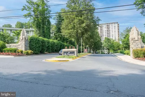 5225 Pooks Hill Rd #809S, Bethesda, MD 20814