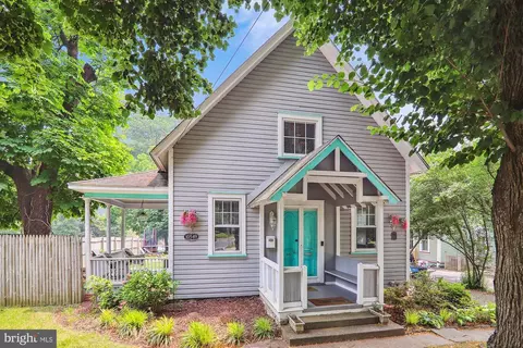 10549 Saint Paul St, Kensington, MD 20895