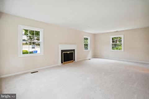 14120 Beechvue Ln, Silver Spring, MD 20906 photo 6