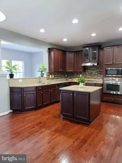 3835 Cullingworth Rd, Burtonsville, MD 20866