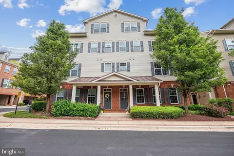 23205 Roberts Tavern Dr #2239, Clarksburg, MD 20871