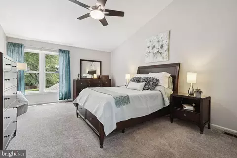 15 Middlebridge Ct, Silver Spring, MD 20906 photo 16