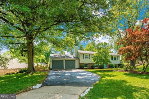 11928 Raven Rock Ter, Gaithersburg, MD 20878
