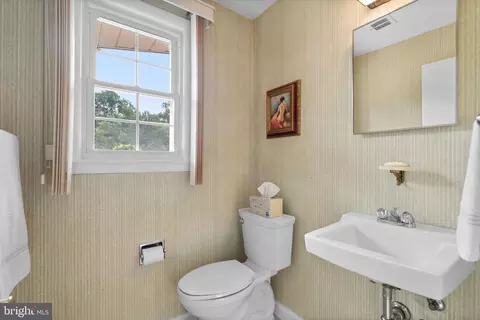 12813 Bluet Ln, Silver Spring, MD 20906 photo 39