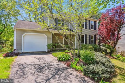 6 Mayhill Ct, Gaithersburg, MD 20879