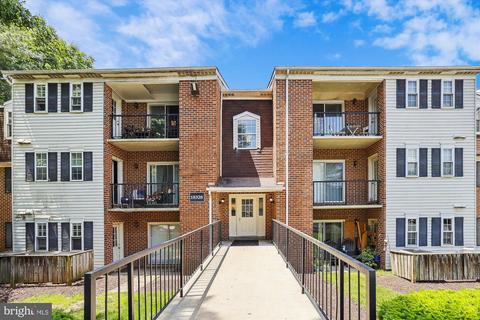 18328 Streamside Dr #101, Gaithersburg, MD 20879