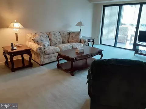 3310 N Leisure World Blvd #6-216, Silver Spring, MD 20906