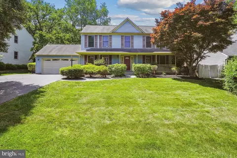 4904 Continental Dr, Olney, MD 20832