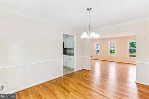 11805 Kemp Mill Rd, Silver Spring, MD 20902 photo 23