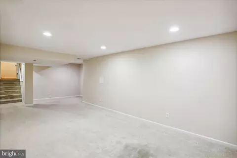 11805 Kemp Mill Rd, Silver Spring, MD 20902 photo 63