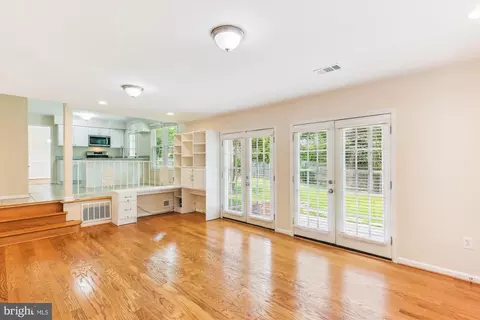 11805 Kemp Mill Rd, Silver Spring, MD 20902 photo 38