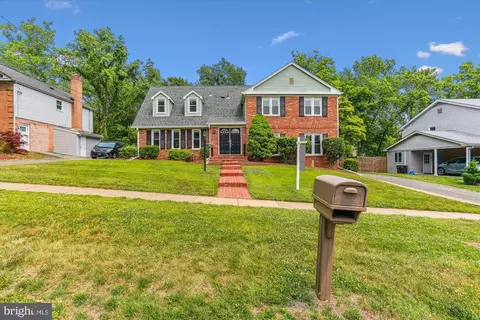 11805 Kemp Mill Rd, Silver Spring, MD 20902 photo 2