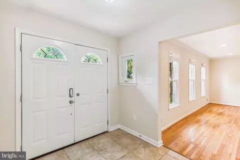 11805 Kemp Mill Rd, Silver Spring, MD 20902 photo 14