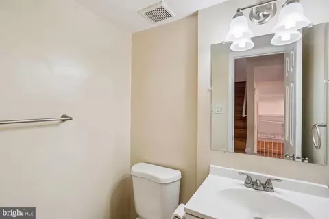 11805 Kemp Mill Rd, Silver Spring, MD 20902 photo 39