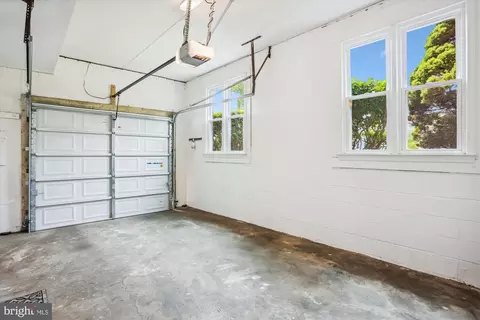 11805 Kemp Mill Rd, Silver Spring, MD 20902 photo 10