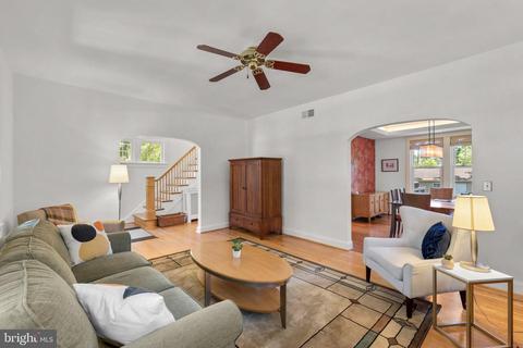 800 Easley St, Silver Spring, MD 20910 photo 2