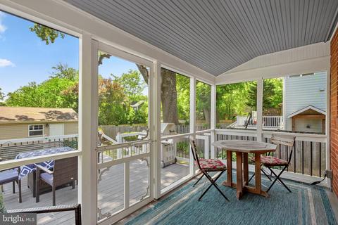 800 Easley St, Silver Spring, MD 20910 photo 6