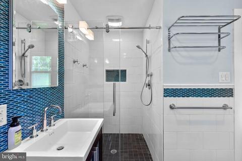 800 Easley St, Silver Spring, MD 20910 photo 32