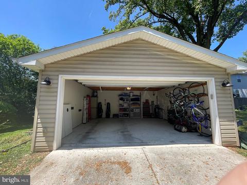 800 Easley St, Silver Spring, MD 20910 photo 46