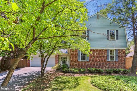 8613 Long Acre Ct, Bethesda, MD 20817