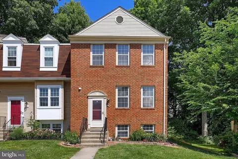 24 Grotto Ct, Germantown, MD 20874