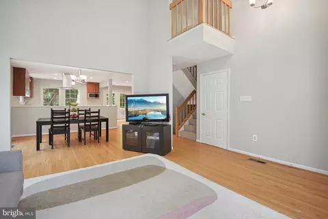 1637 Nordic Hill Cir, Silver Spring, MD 20906