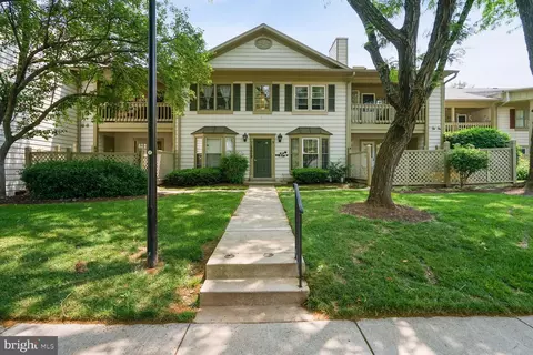 13009 Shadyside Ln #12-204, Germantown, MD 20874