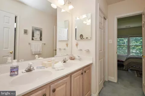 1017 Heartfields Dr, Silver Spring, MD 20904 photo 43