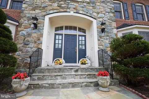 1017 Heartfields Dr, Silver Spring, MD 20904 photo 4