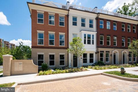10260 Grosvenor Pl, Rockville, MD 20852
