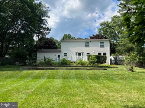 204 Pewter Ln, Silver Spring, MD 20905 photo 2