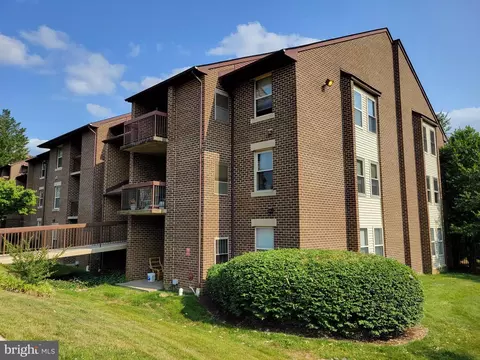 7908 Pearlbush Dr #7908-2, Gaithersburg, MD 20879