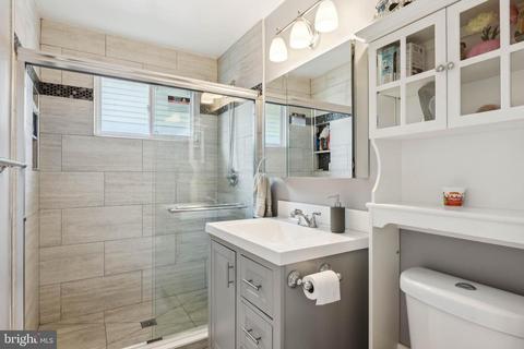 10038 Renfrew Rd, Silver Spring, MD 20901 photo 10