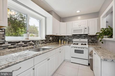 10038 Renfrew Rd, Silver Spring, MD 20901 photo 6