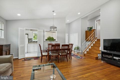 10038 Renfrew Rd, Silver Spring, MD 20901 photo 4